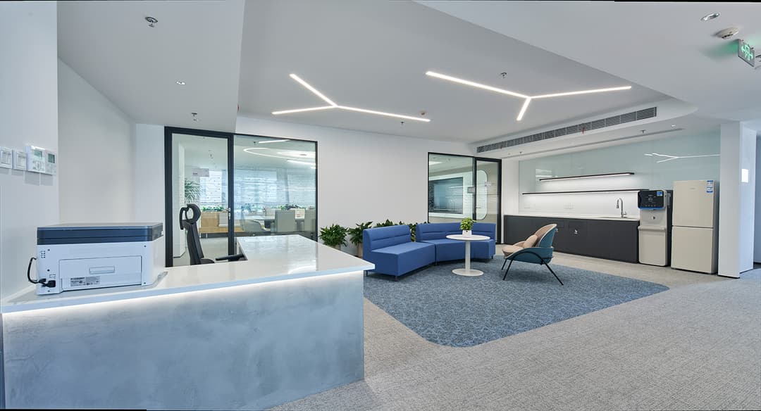 Office carpet scene with a light-to-dark floor composition, used as visual context for a greyscale palette review