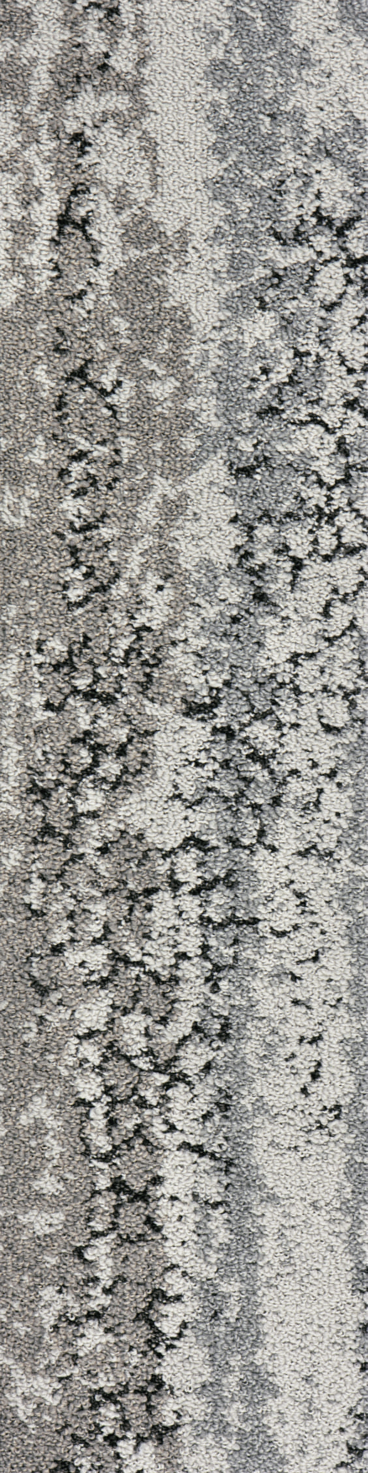 Verdant 21901 - B01
carpet tile colourway